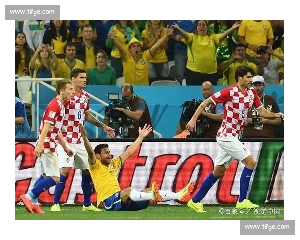 沙佩科恩斯对阵防卫者焦点战前瞻与胜负走势分析关键球员表现与战术博弈